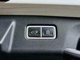 Thumbnail of 2023 Glacial White Pearl Kia Sorento