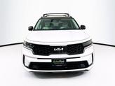 Thumbnail of 2023 Glacial White Pearl Kia Sorento