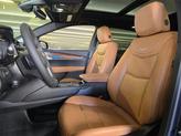 Thumbnail of 2025 Crystal White Tricoat Cadillac XT5