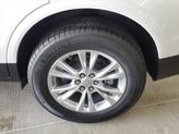 Thumbnail of 2025 Crystal White Tricoat Cadillac XT5