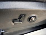 Thumbnail of 2022 Brilliant Black Crystal Pearlcoat Chrysler Voyager