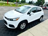 Thumbnail of 2022 Summit White Chevrolet Trax