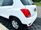 Thumbnail of 2022 Summit White Chevrolet Trax