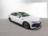 Thumbnail of 2025 White Hyundai SONATA Hybrid