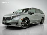 Photo of 2022 Silver Honda Odyssey