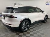 Thumbnail of 2025 White Platinum Clearcoat Metallic Lincoln Nautilus