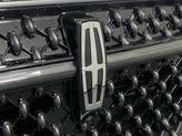 Thumbnail of 2025 White Platinum Clearcoat Metallic Lincoln Nautilus