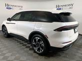Thumbnail of 2025 White Platinum Clearcoat Metallic Lincoln Nautilus