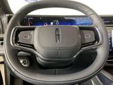 Thumbnail of 2025 White Platinum Clearcoat Metallic Lincoln Nautilus