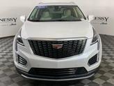 Thumbnail of 2024 Crystal White Tricoat Cadillac XT5