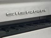 Thumbnail of 2024 White Frost Tricoat GMC Sierra 2500