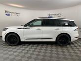 Thumbnail of 2025 White Metallic Lincoln Aviator