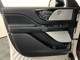 Thumbnail of 2025 White Metallic Lincoln Aviator