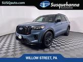 Photo of 2025 Blue Ford Explorer