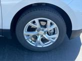 Thumbnail of 2020 Iridescent Pearl Tricoat Chevrolet Equinox