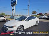 Photo of 2022 Summit White Chevrolet Malibu