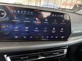 Thumbnail of 2025 Summit White Chevrolet Traverse