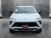 Thumbnail of 2025 Iridescent White Tricoat Buick Envision