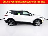 Thumbnail of 2022 Snow White Pearl Kia Seltos