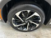 Thumbnail of 2022 Alloy Silver Metallic Mitsubishi Outlander