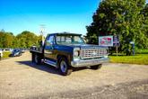 Photo of 1975 Green Chevrolet C20/K20