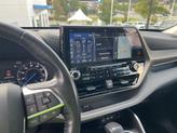 Thumbnail of 2020 Magnetic Gray Metallic Toyota Highlander Hybrid