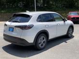 Thumbnail of 2026 Platinum White Pearl Honda HR-V