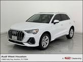 Photo of 2025 Glacier White Metallic Audi Q3