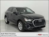 Photo of 2024 Mythos Black Metallic Audi Q3