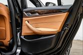 Thumbnail of 2018 Black Sapphire Metallic BMW 530