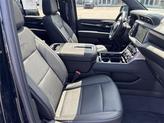 Thumbnail of 2024 Onyx Black GMC Yukon