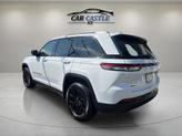 Thumbnail of 2024 Bright White Clearcoat Jeep Grand Cherokee