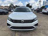 Thumbnail of 2017 Pure White Volkswagen Passat