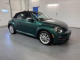 Thumbnail of 2018 Bottle Green Metallic/Beige Roof Volkswagen Beetle
