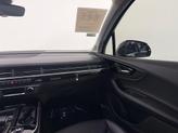 Thumbnail of 2019 Orca Black Metallic Audi Q7