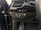 Thumbnail of 2019 Orca Black Metallic Audi Q7
