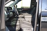 Thumbnail of 2025 Onyx Black GMC Yukon