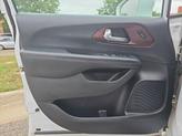 Thumbnail of 2020 Bright White Clearcoat Chrysler Pacifica