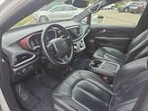 Thumbnail of 2020 Bright White Clearcoat Chrysler Pacifica