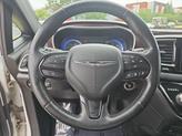 Thumbnail of 2020 Bright White Clearcoat Chrysler Pacifica