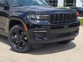 Thumbnail of 2025 Diamond Black Crystal Pearlcoat Jeep Grand Cherokee L