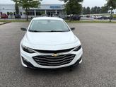 Thumbnail of 2021 Summit White Chevrolet Malibu
