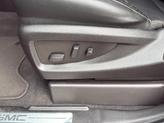 Thumbnail of 2020 Onyx Black GMC Yukon XL