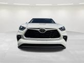 Thumbnail of 2021 Blizzard Pearl Toyota Highlander