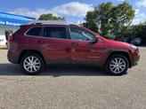 Thumbnail of 2018 Velvet Red Pearlcoat Jeep Cherokee