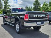 Thumbnail of 2018 Brilliant Black Crystal Pearlcoat RAM 2500