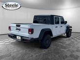 Thumbnail of 2025 Bright White Clearcoat Jeep Gladiator