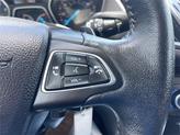 Thumbnail of 2018 Oxford White Ford Escape