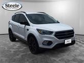 Thumbnail of 2018 Oxford White Ford Escape