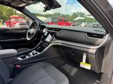 Thumbnail of 2025 Metallic Jeep Grand Cherokee L
